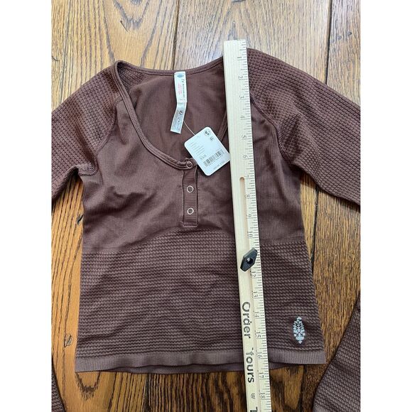 Free People Movement Bail Out Long Sleeve Layer Crop Top Cocoa Brown XS/S NWT - Picture 5 of 7